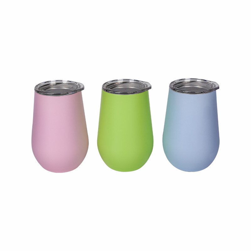 Термокружка для кофе дольше сохраняет напитки горячими